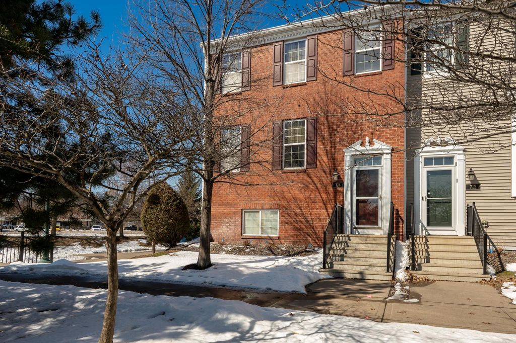 Photo of 714 Village Parkway, Circle Pines, MN 55014 (MLS # 7040776)