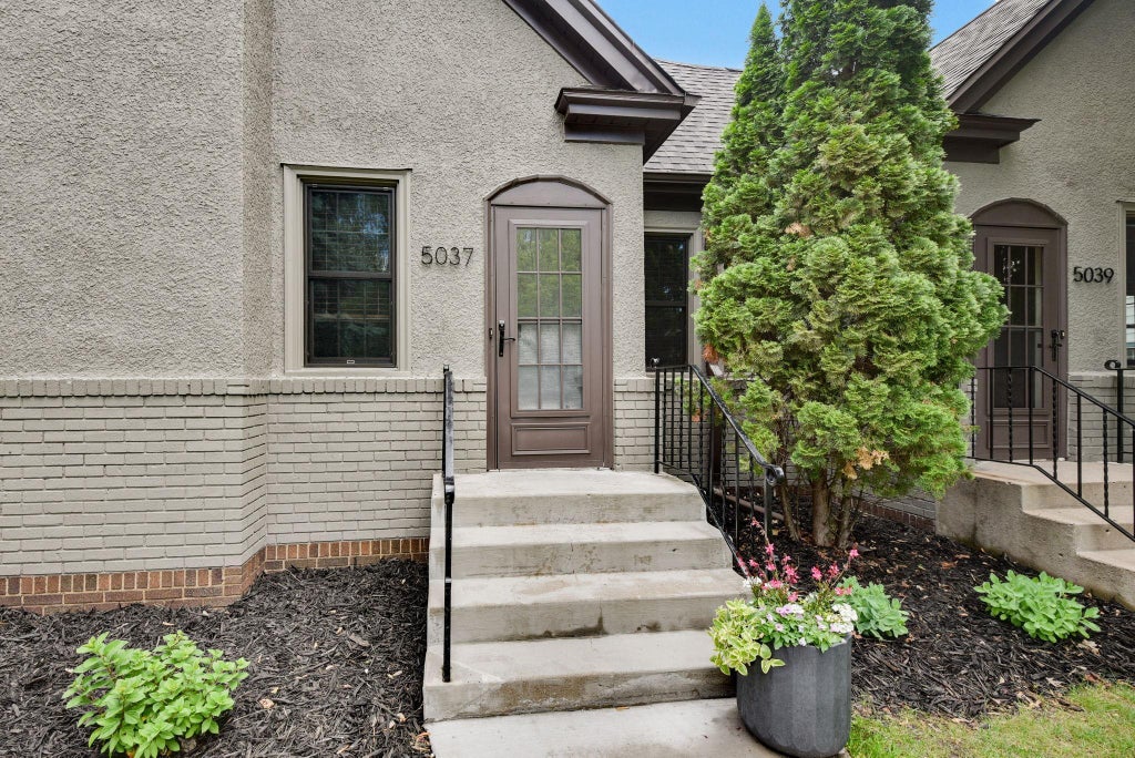 Photo of 5037/5039 Abbott Avenue S, Minneapolis, MN 55410 (MLS # 7152729)