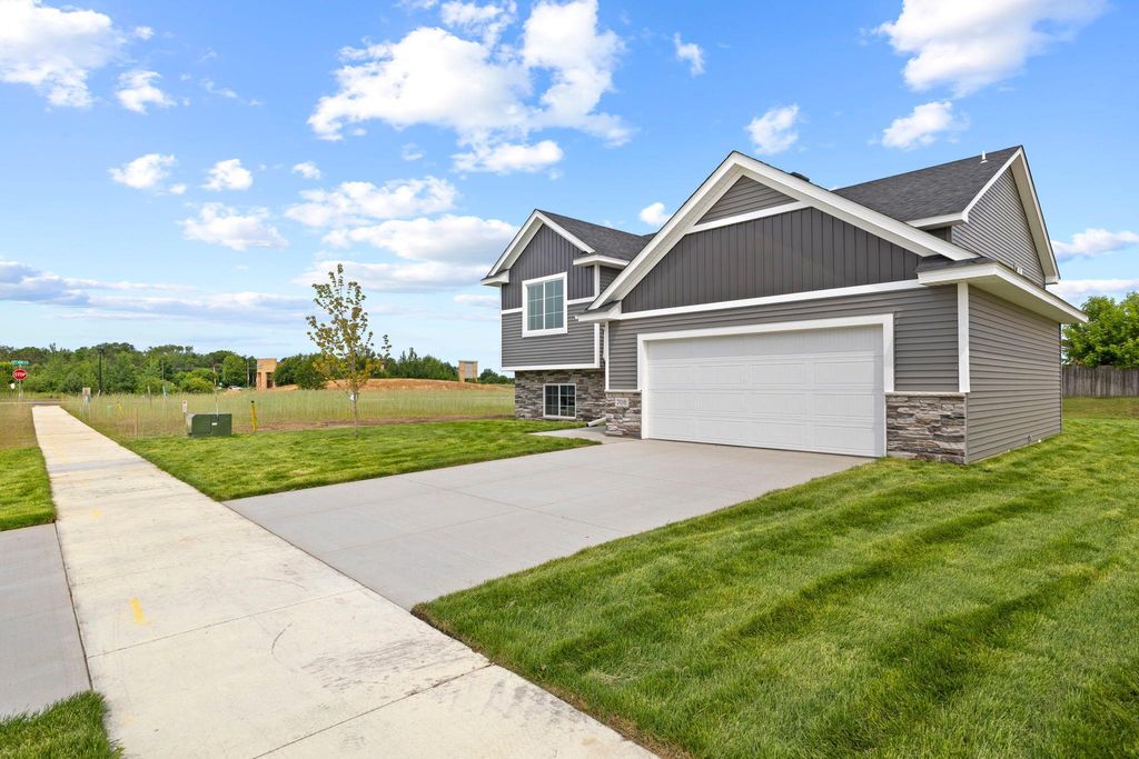Photo of 706 Margaret Lane NE, Isanti, MN 55040 (MLS # 7032580)