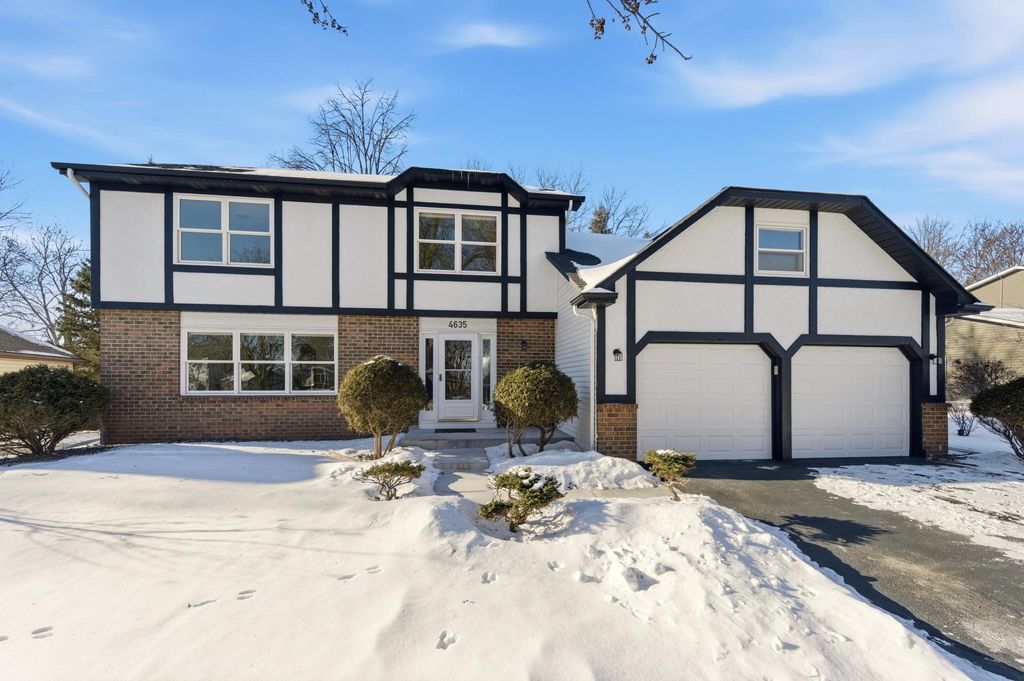 Photo of 4635 Shenandoah Lane N, Plymouth, MN 55446 (MLS # 6811199)