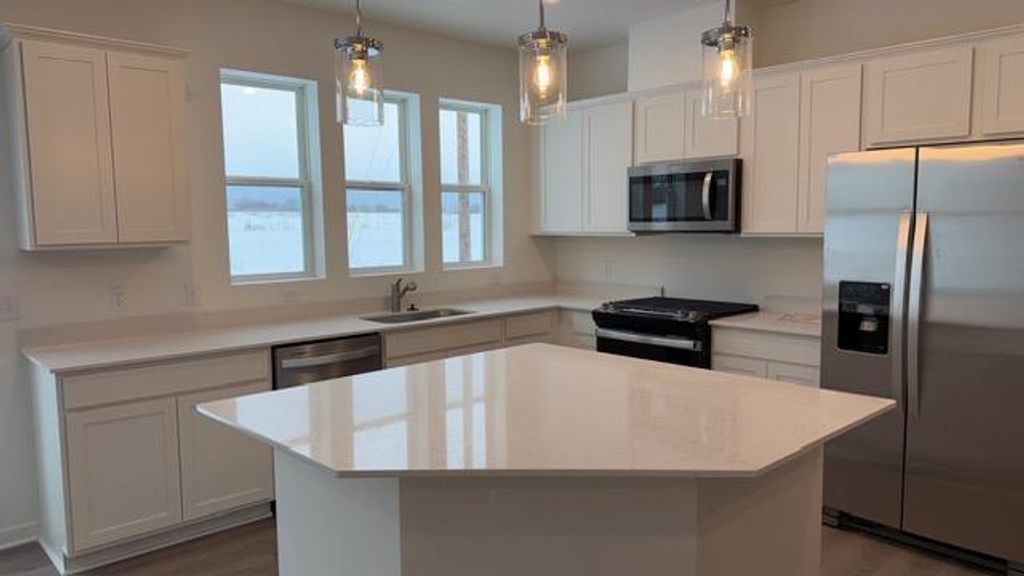 Photo of 14971 Avondale View, Rosemount, MN 55068 (MLS # 7007261)