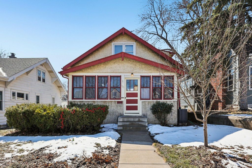 Photo of 1136 Maryland Avenue E, Saint Paul, MN 55106 (MLS # 7036568)