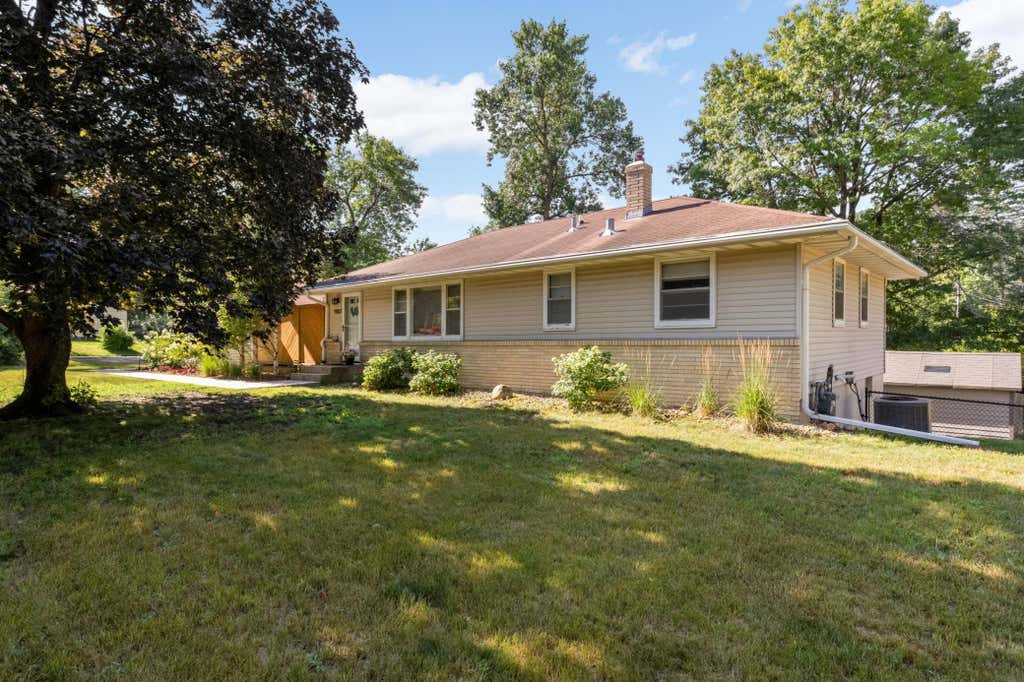 Photo of 9807 Cedar Lake Road, Minnetonka, MN 55305 (MLS # 7106068)