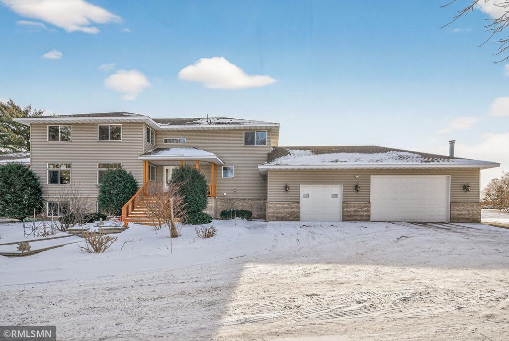 Photo of 4057 Highland Avenue, White Bear Lake, MN 55110 (MLS # 7010779)