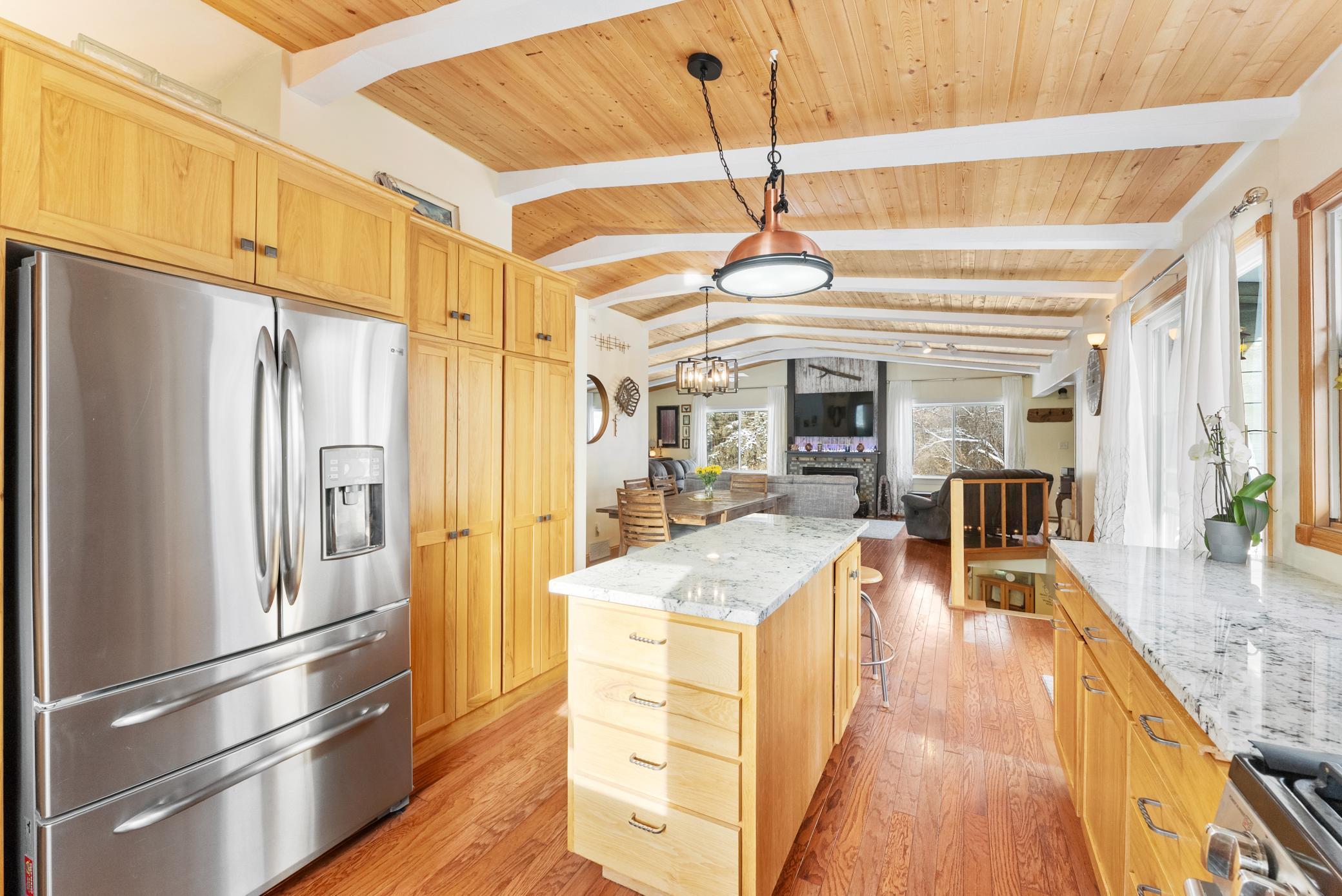 50495 Evergreen Avenue