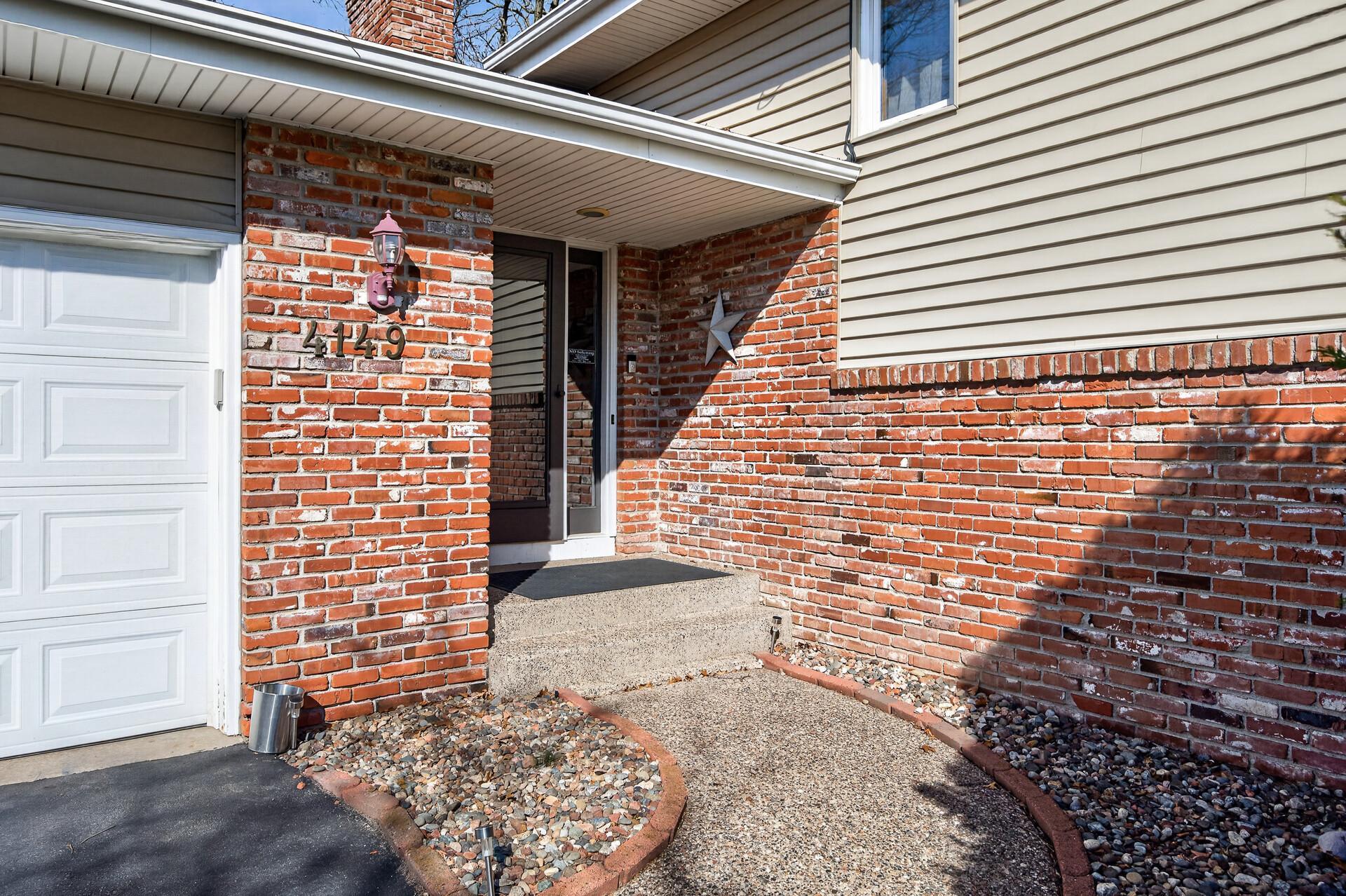 4149 Strawberry Lane