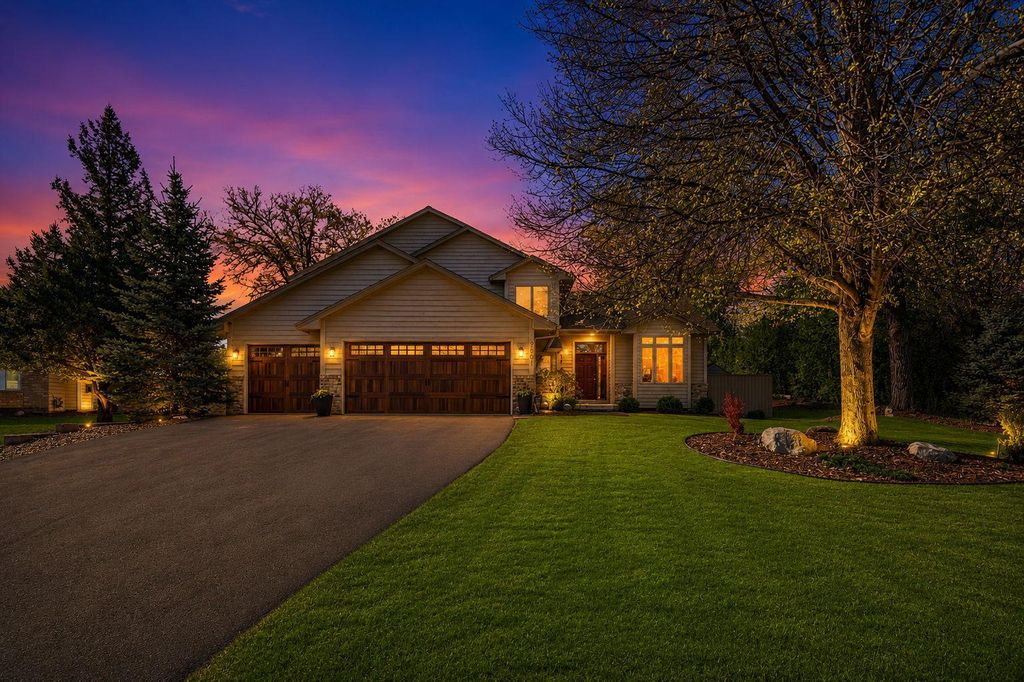 Photo of 2301 Great Oaks Drive, Burnsville, MN 55337 (MLS # 7066805)