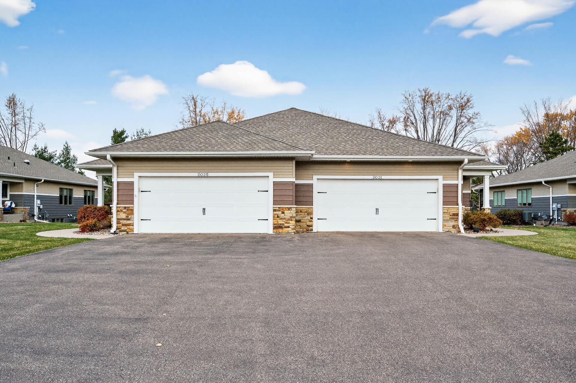 2021 Goodview Avenue N