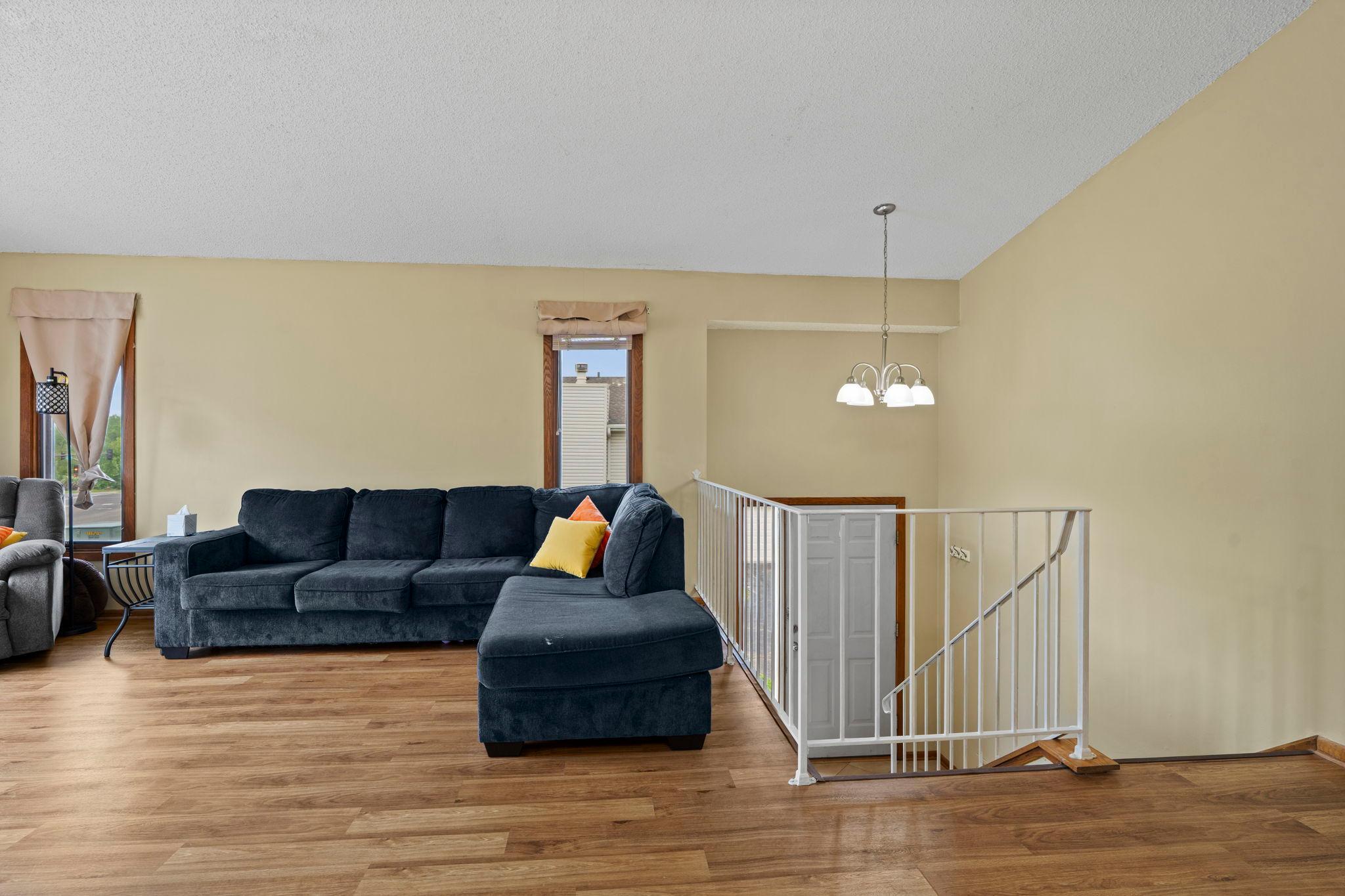 5189 Beachside Drive