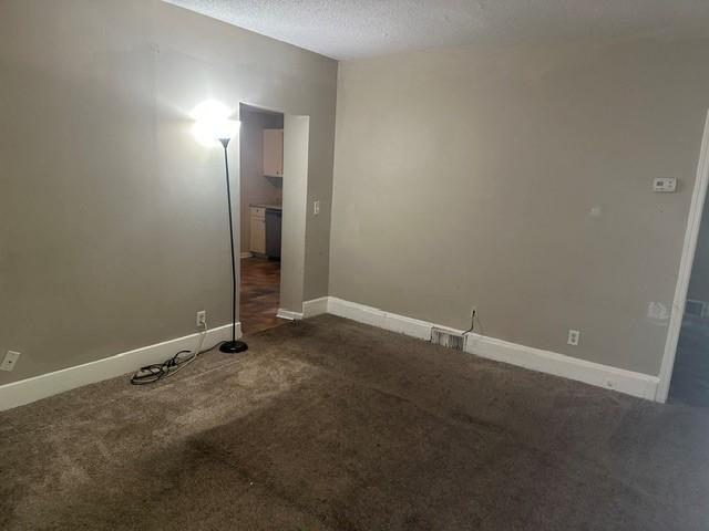 Photo of 929 6th Street E, Saint Paul, MN 55106 (MLS # 7149106)