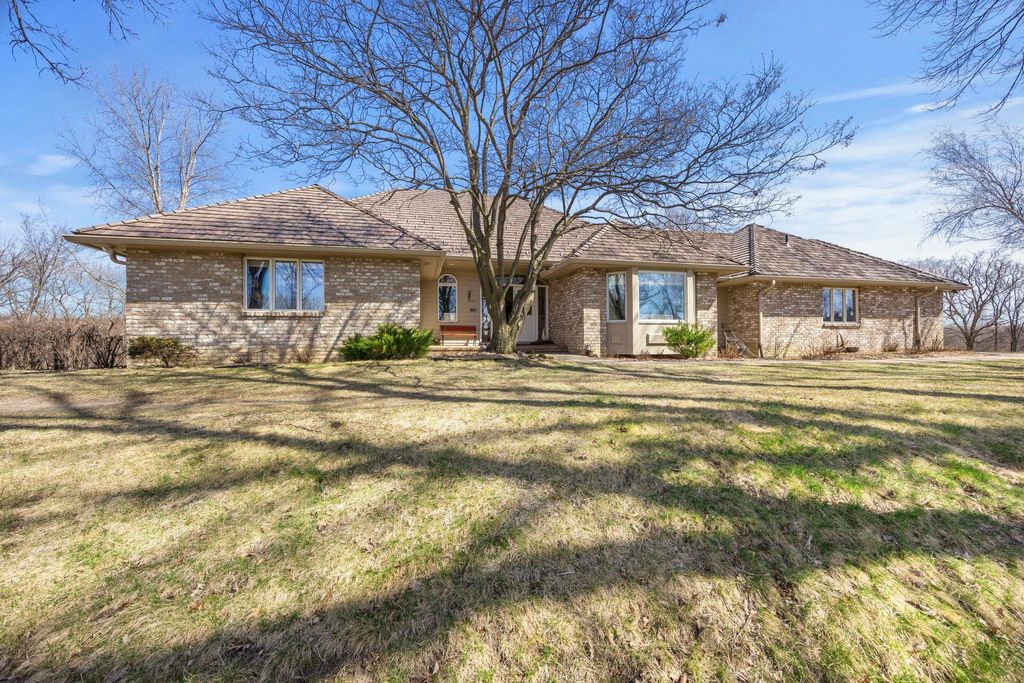 Photo of 4400 Hickory Hills Trail, Prior Lake, MN 55372 (MLS # 7044741)