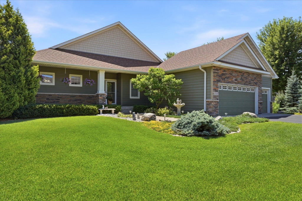 Photo of 13410 Superior Drive, Rogers, MN 55374 (MLS # 7109005)