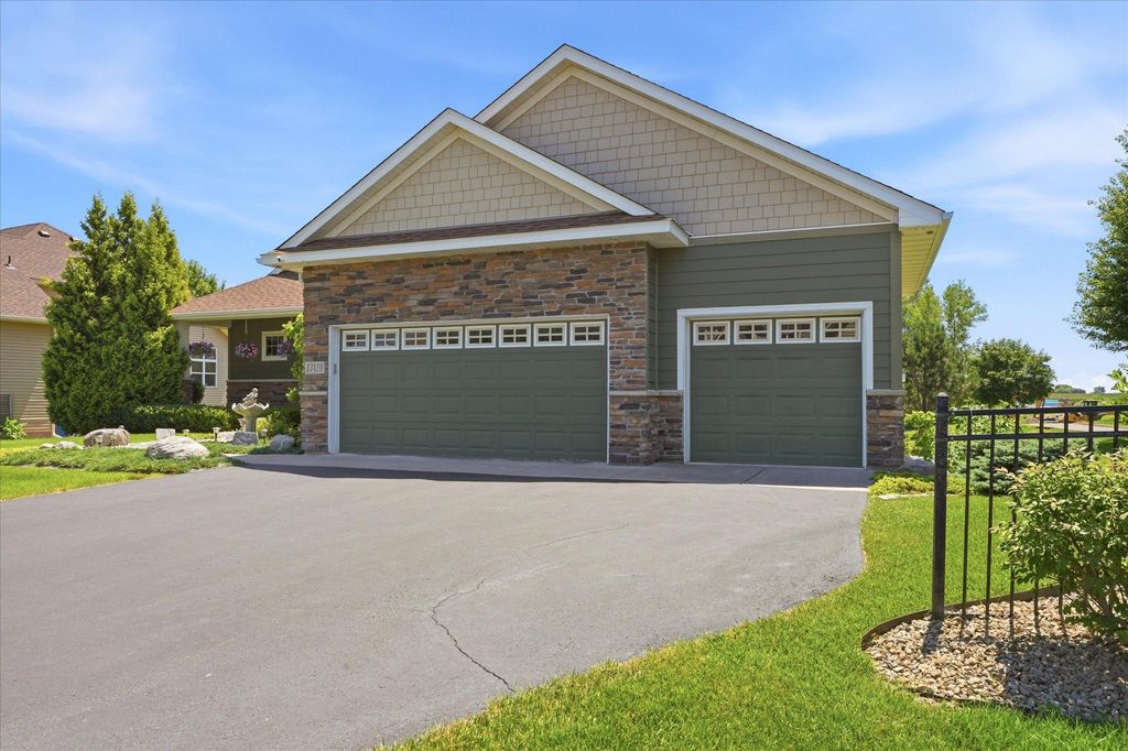 Photo of 13410 Superior Drive, Rogers, MN 55374 (MLS # 7109005)