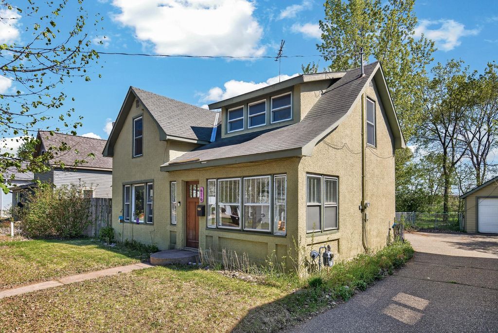 Photo of 616 Johnson Street, Anoka, MN 55303 (MLS # 7065902)