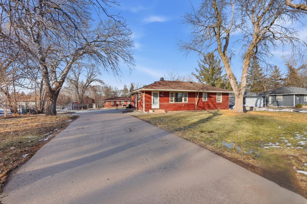 Photo of 6800 68th Avenue N, Brooklyn Park, MN 55428 (MLS # 7025470)