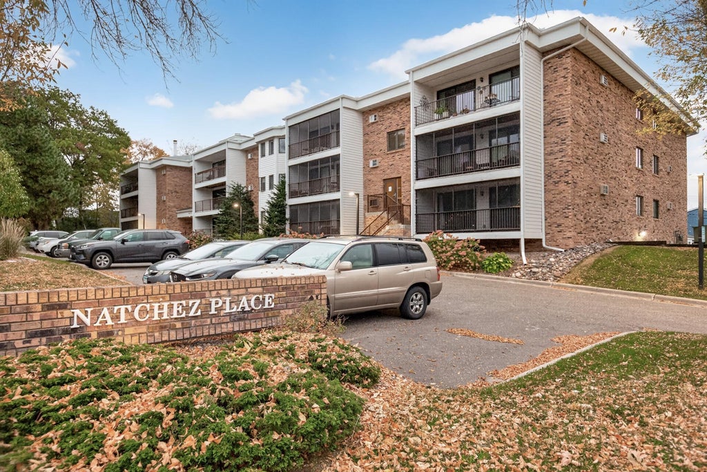 Photo of 4625 Minnetonka Boulevard #202, Saint Louis Park, MN 55416 (MLS # 7141209)