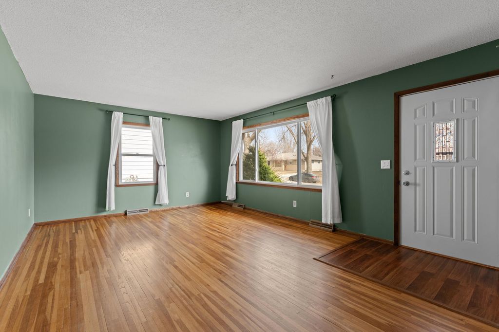 Photo of 4005 16th Avenue NW, Rochester, MN 55901 (MLS # 7032369)