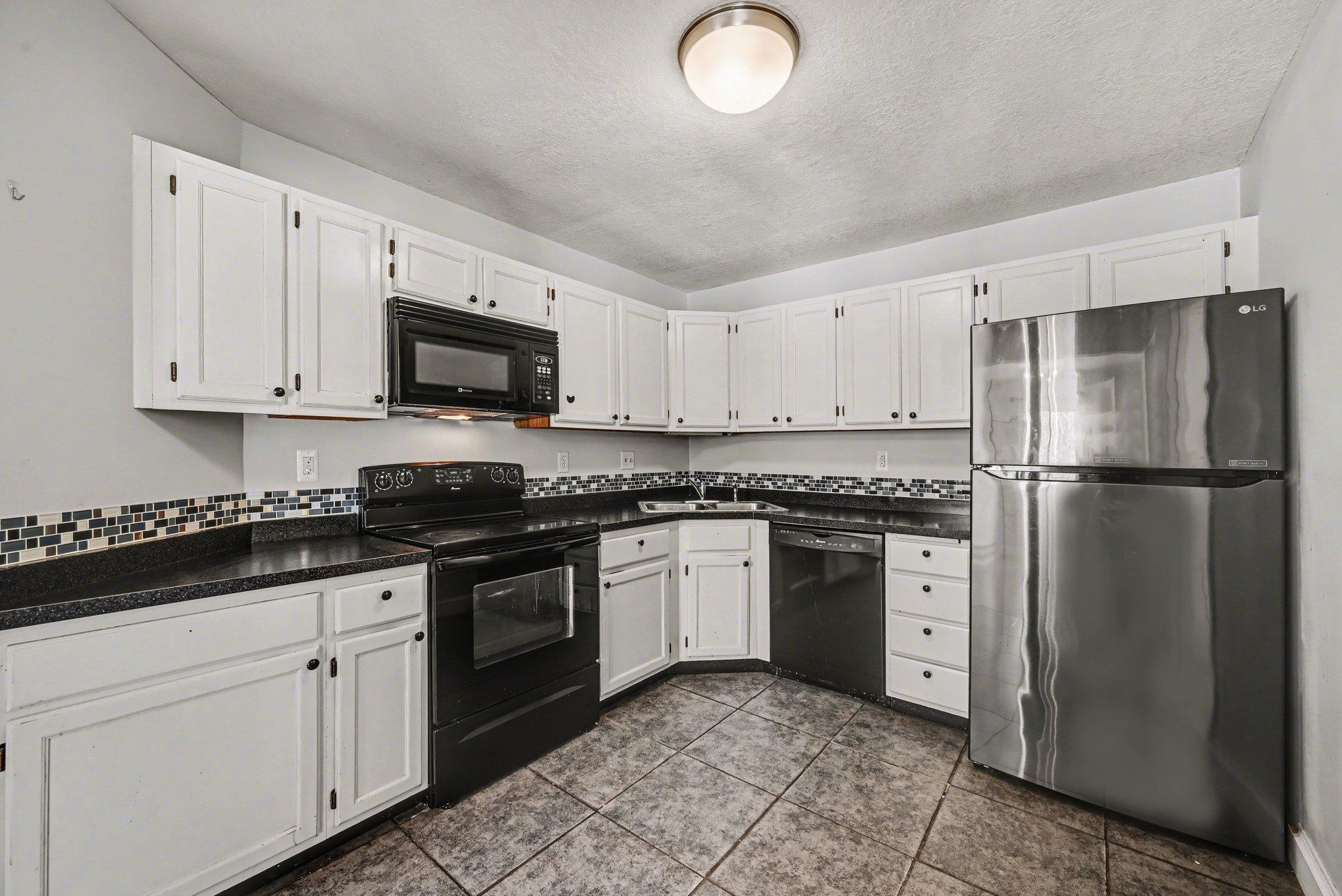 1561 Wheelock Lane 101