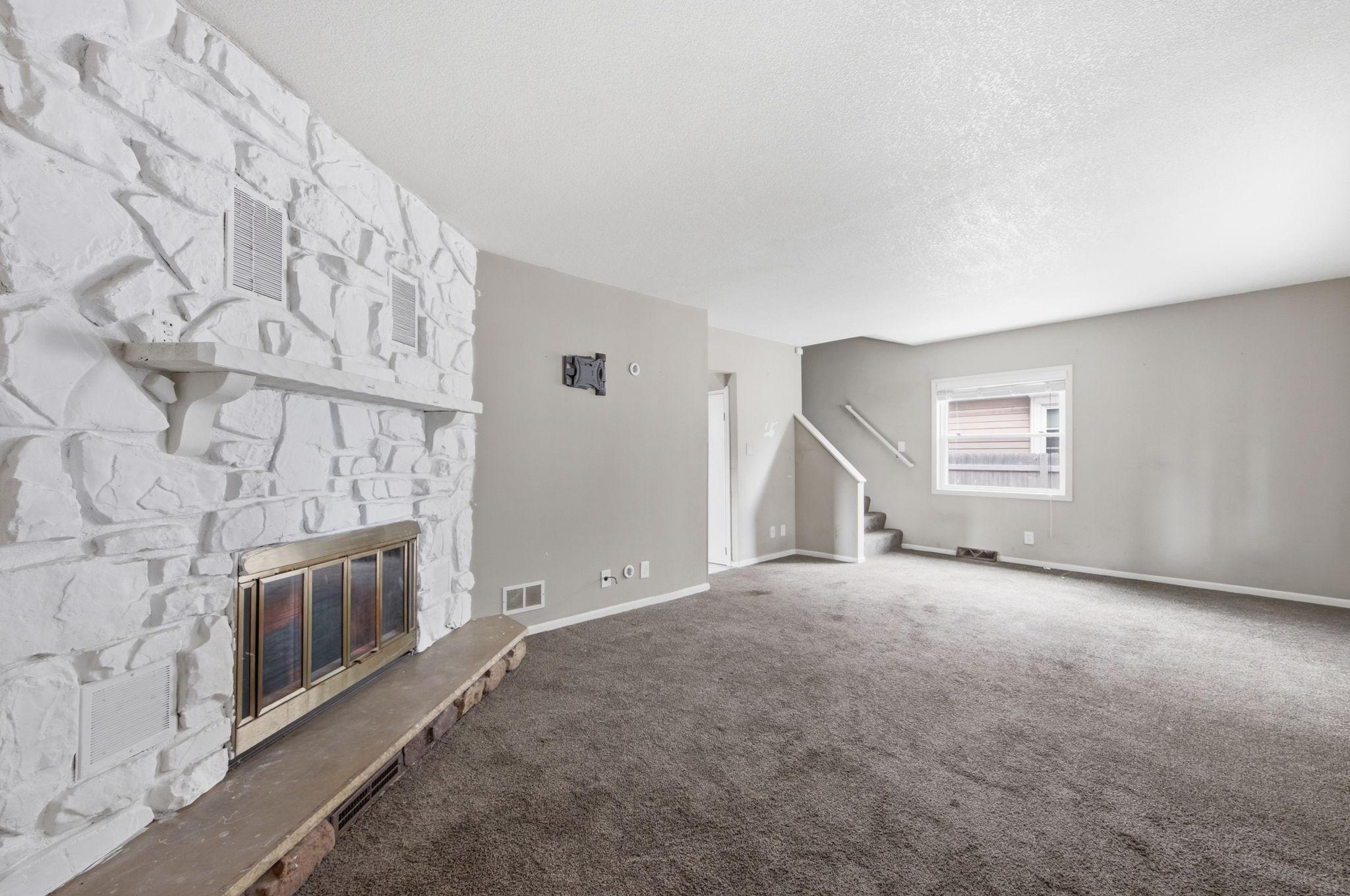 1004 Western Avenue N