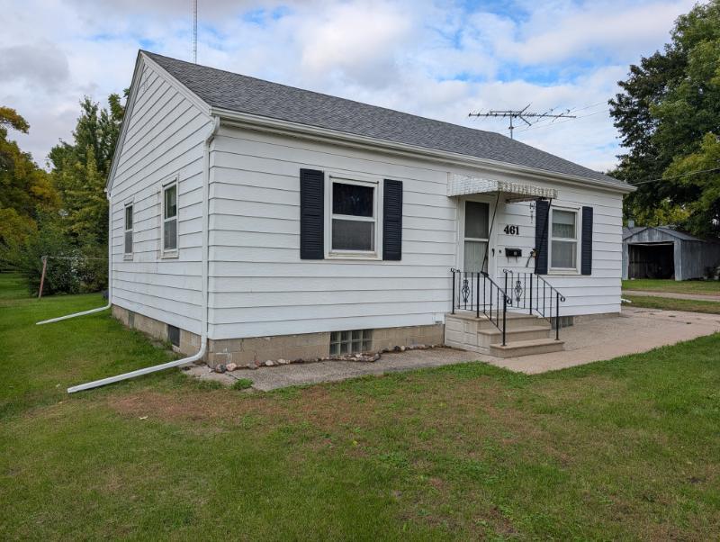 Photo of 461 2nd Street NW, Wells, MN 56097 (MLS # 7151948)