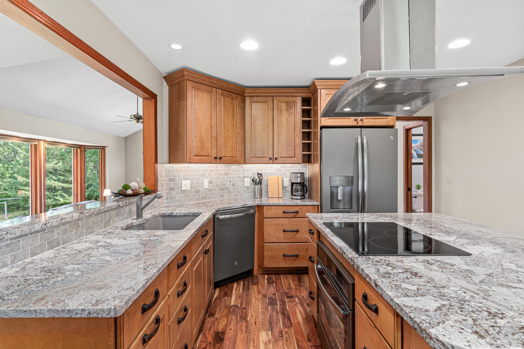 2915 Bruce Court