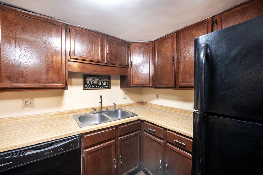 Photo of 7112 72nd Lane N #257, Brooklyn Park, MN 55428 (MLS # 7007995)