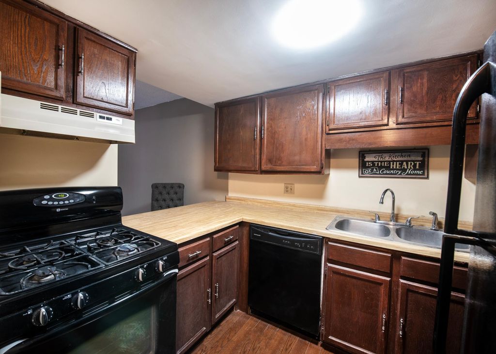 Photo of 7112 72nd Lane N #257, Brooklyn Park, MN 55428 (MLS # 7007995)