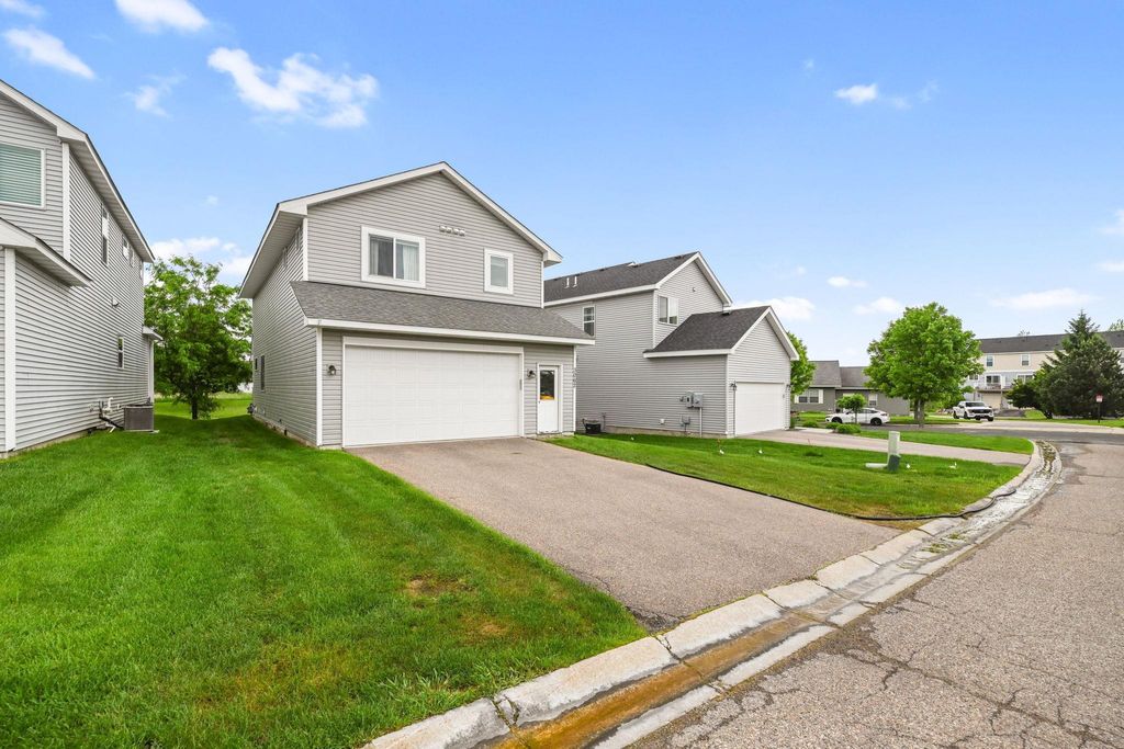 Photo of 3062 Walden Drive, Chaska, MN 55318 (MLS # 7110771)