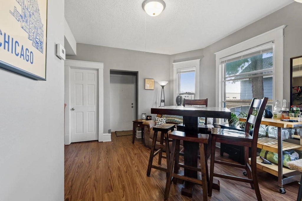 Photo of 1322 Central Avenue NE #1, Minneapolis, MN 55413 (MLS # 7142270)