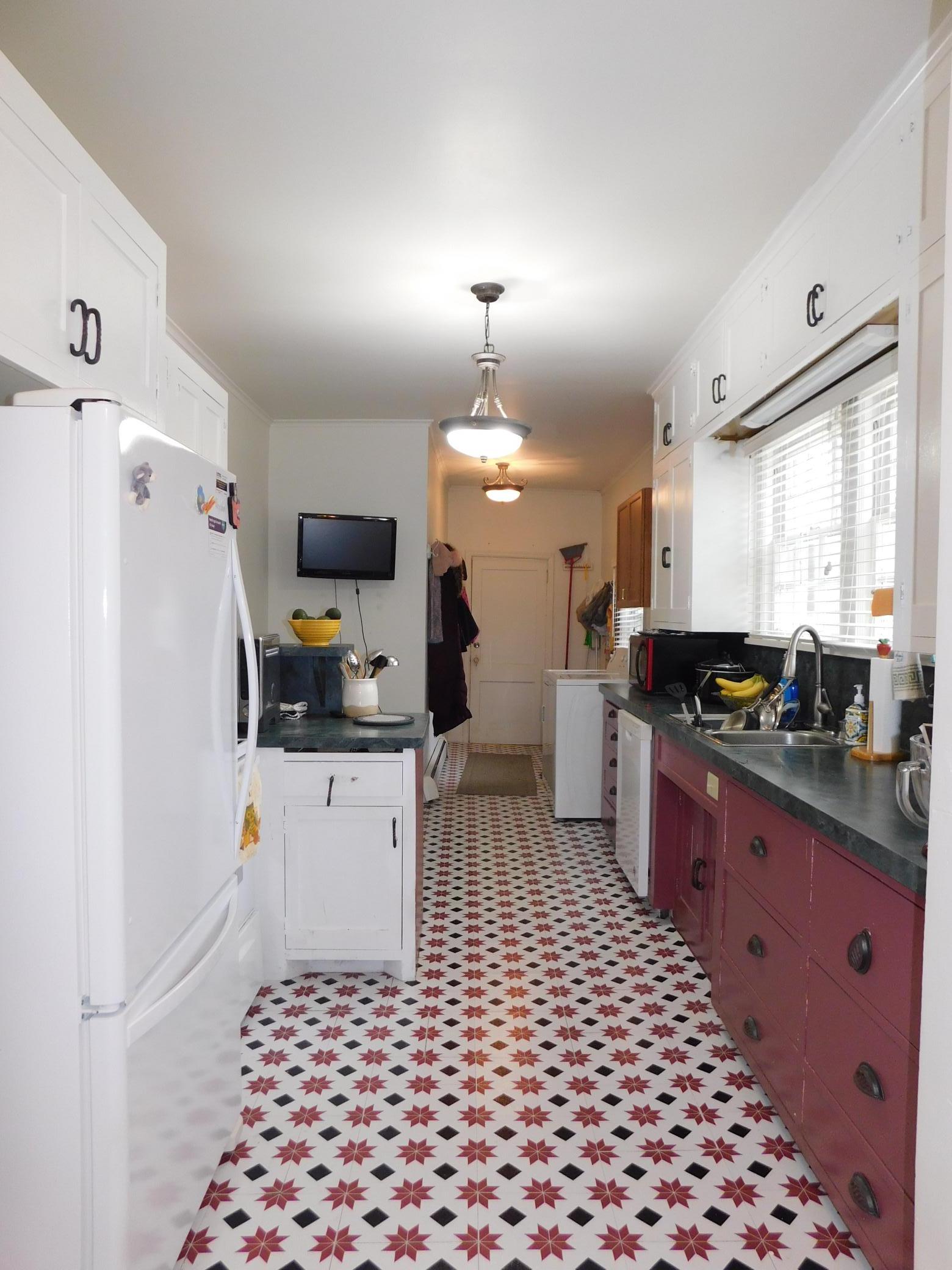 40 2nd Avenue SE
