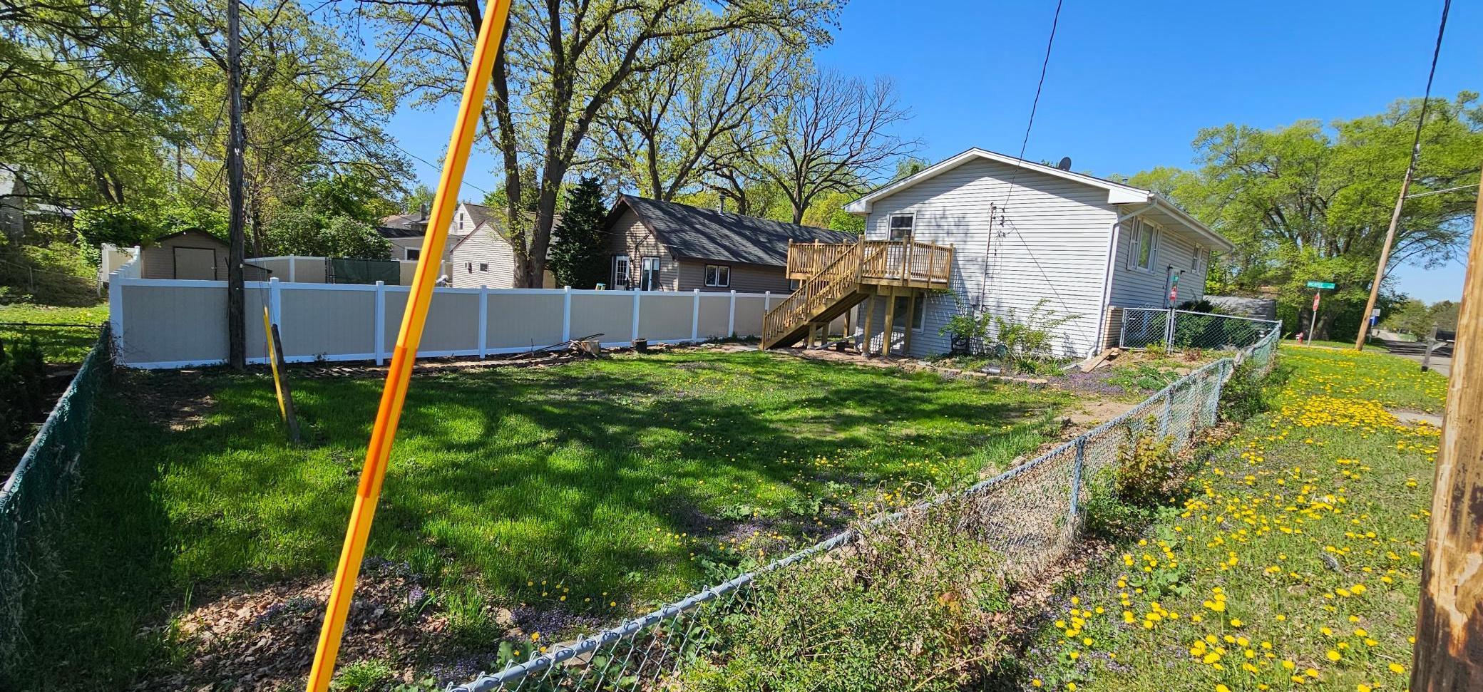1340 Larpenteur Avenue E