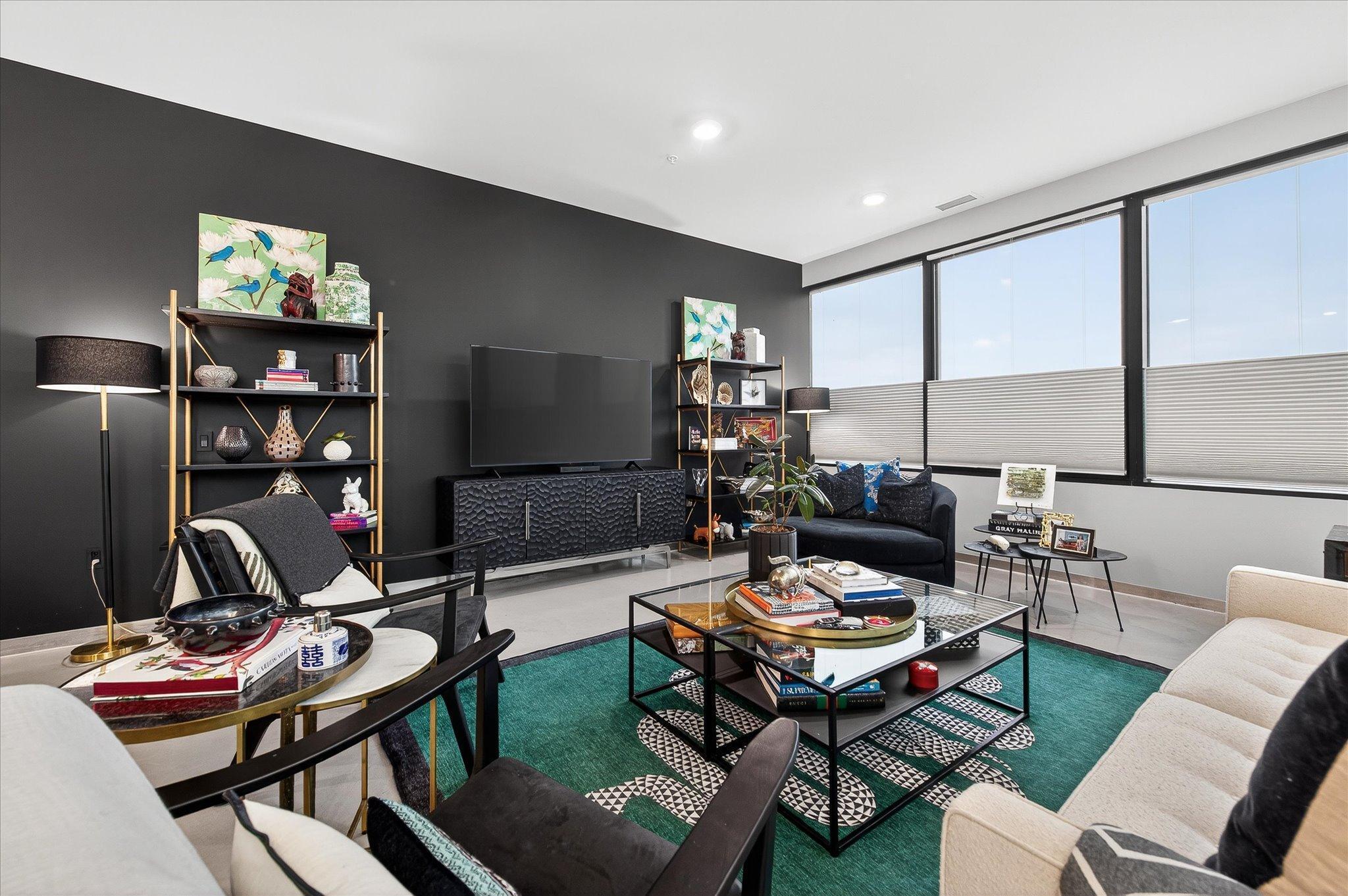 5601 Smetana Drive 213