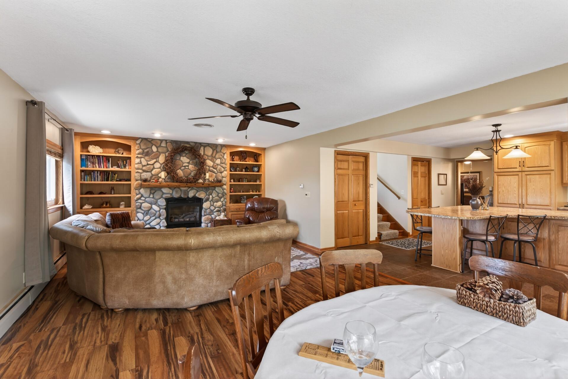 9551 Riverview Road
