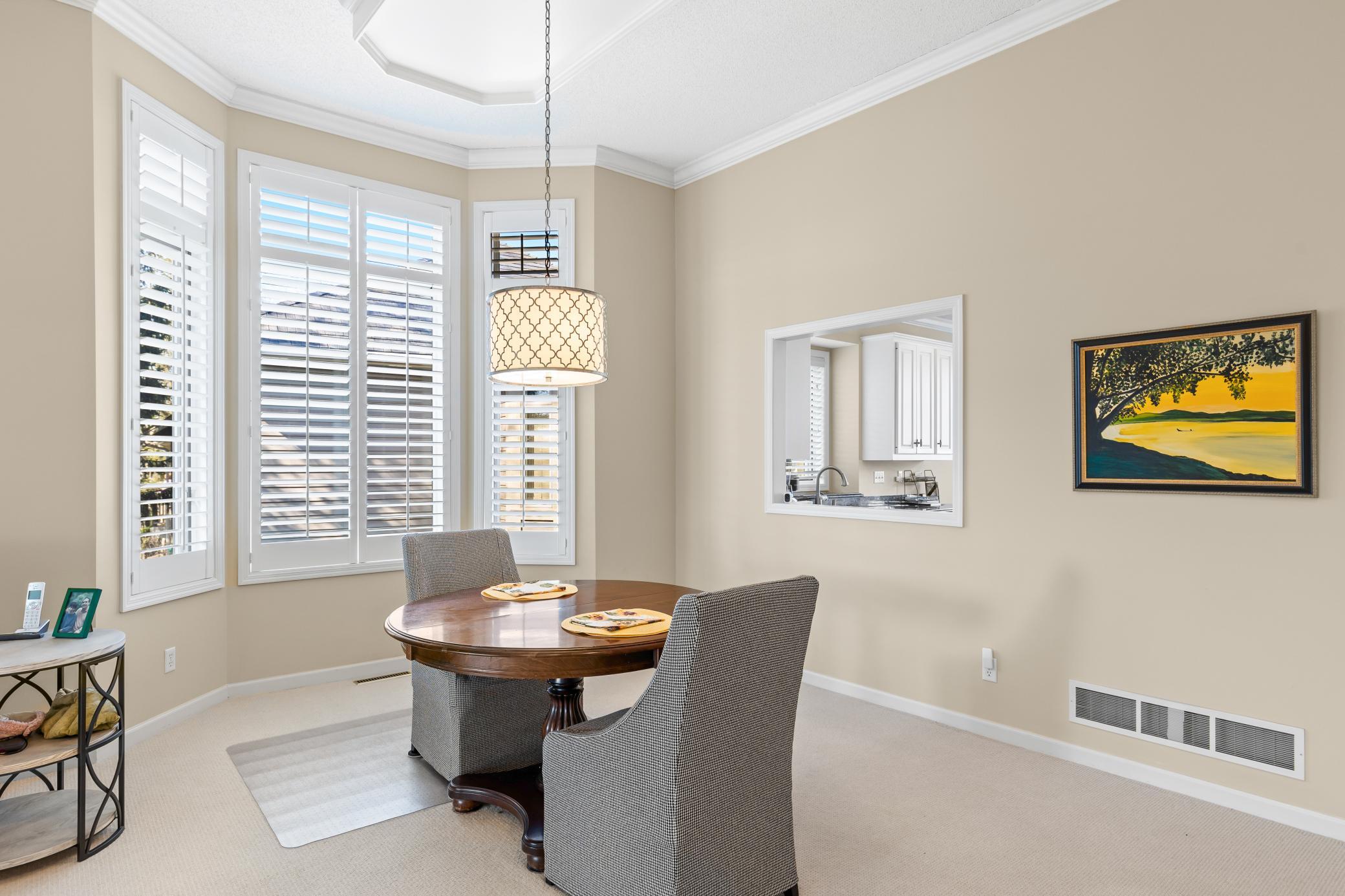 365 Waycliffe Drive S