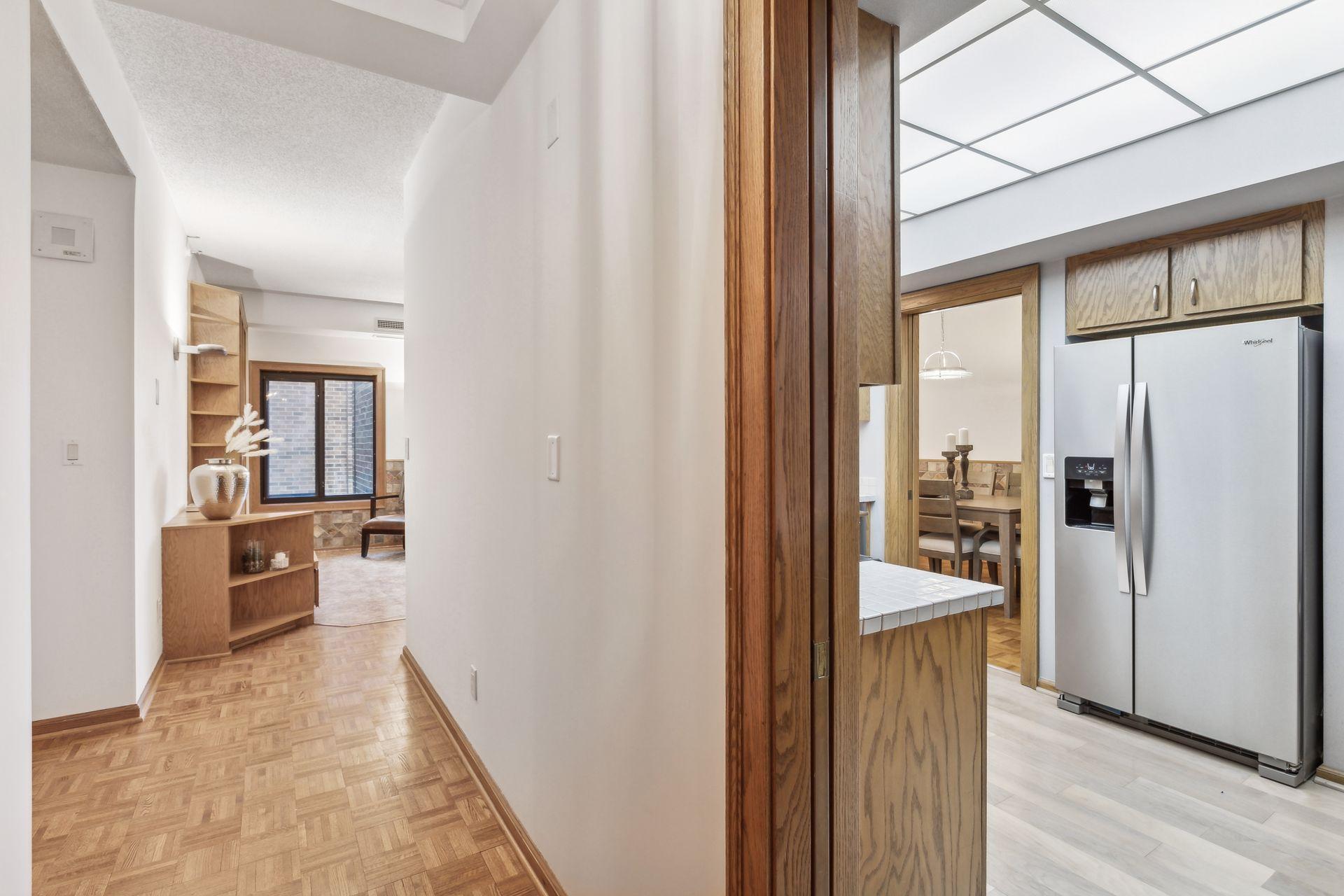 1235 Yale Place 1401