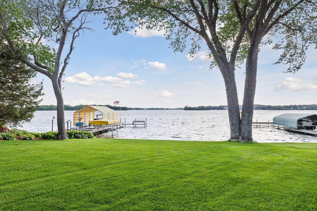 Photo of 3035 Casco Point Road, Wayzata, MN 55391 (MLS # 7084416)
