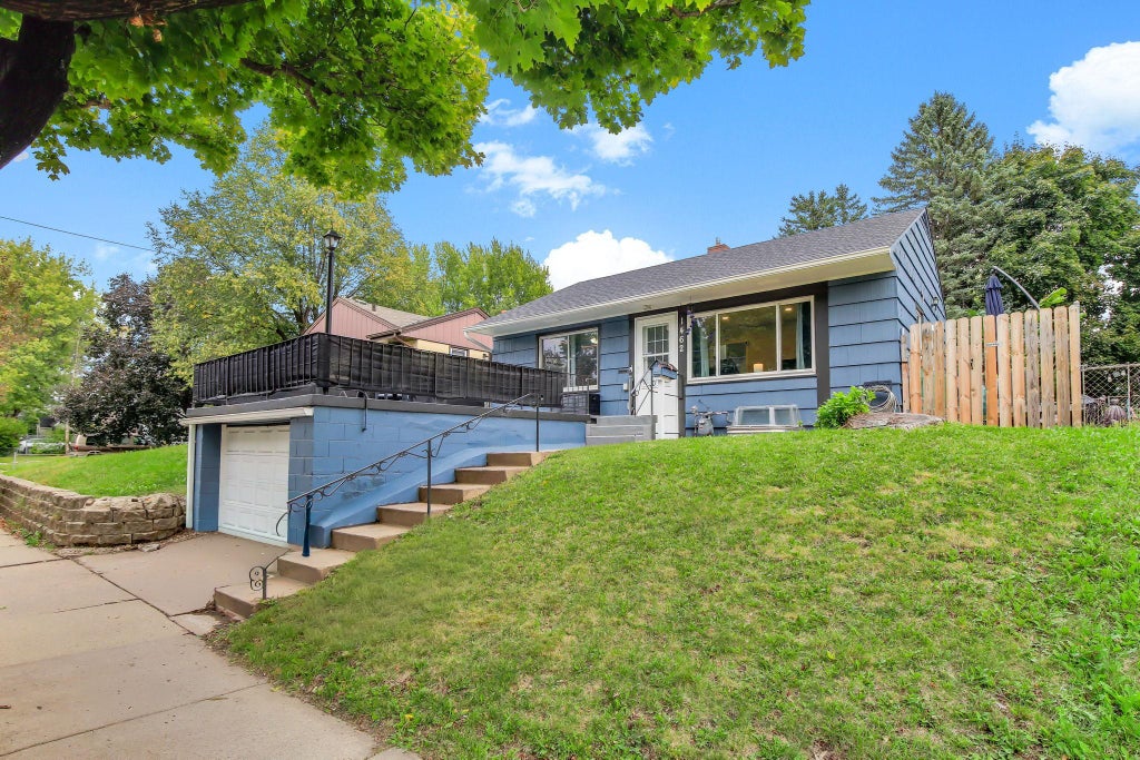 Photo of 1462 Hazelwood Street, Saint Paul, MN 55106 (MLS # 7151159)