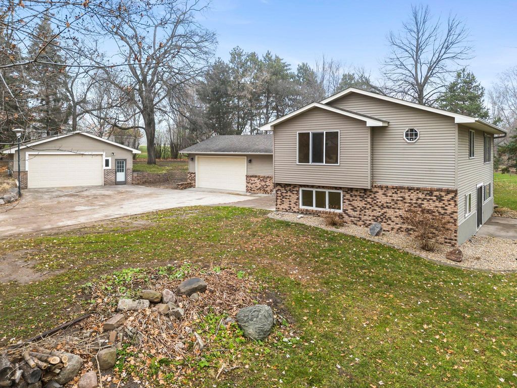 Photo of 4470 Naber Avenue NE, Saint Michael, MN 55376 (MLS # 6777940)