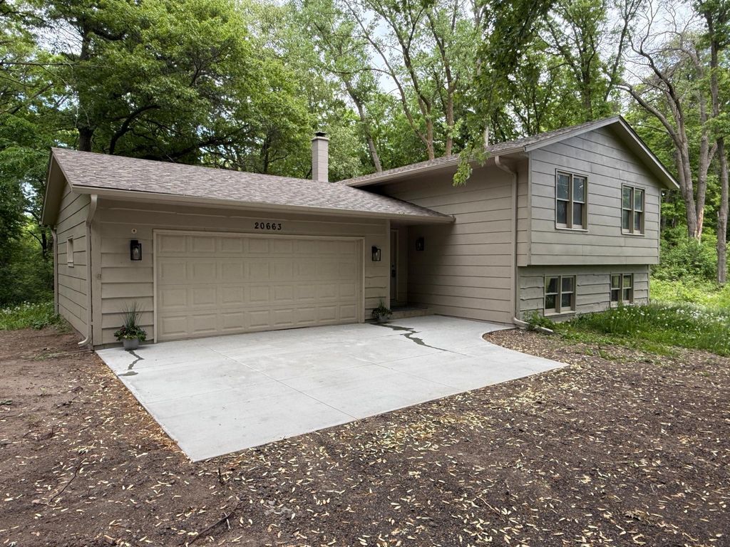 Photo of 20663 Ulysses Street NW, Elk River, MN 55330 (MLS # 7077282)