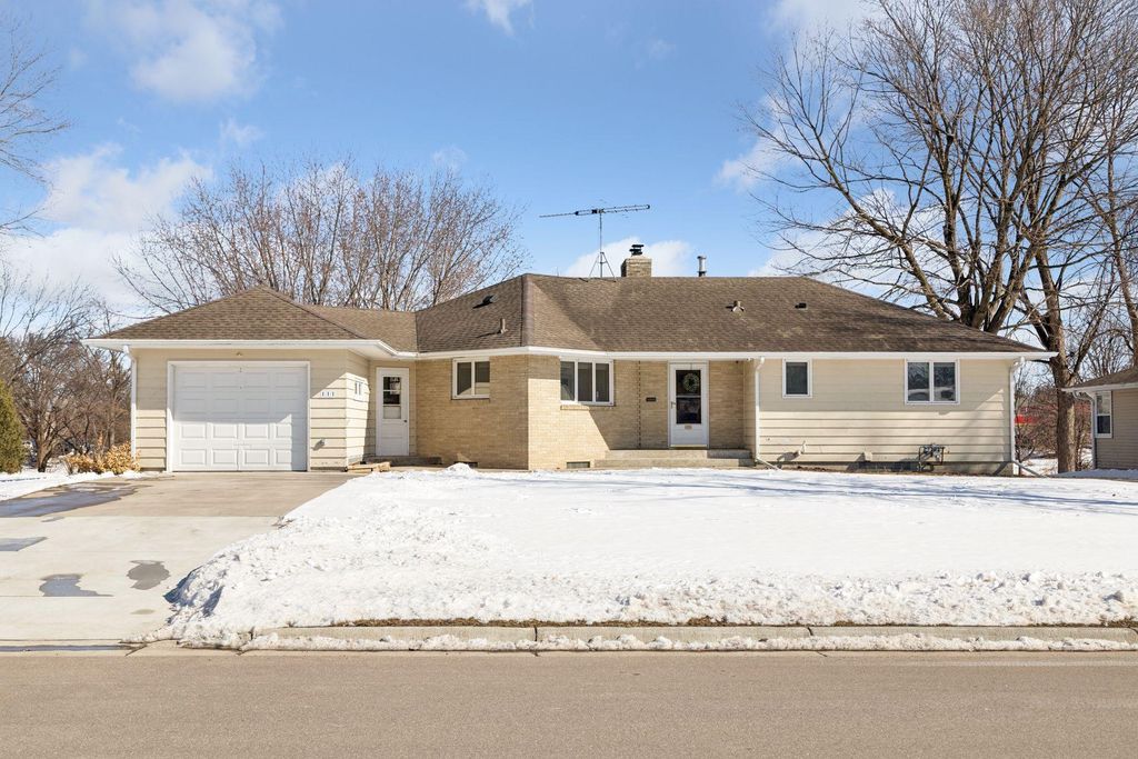 Photo of 111 Sunrise Avenue N, New Prague, MN 56071 (MLS # 7027156)