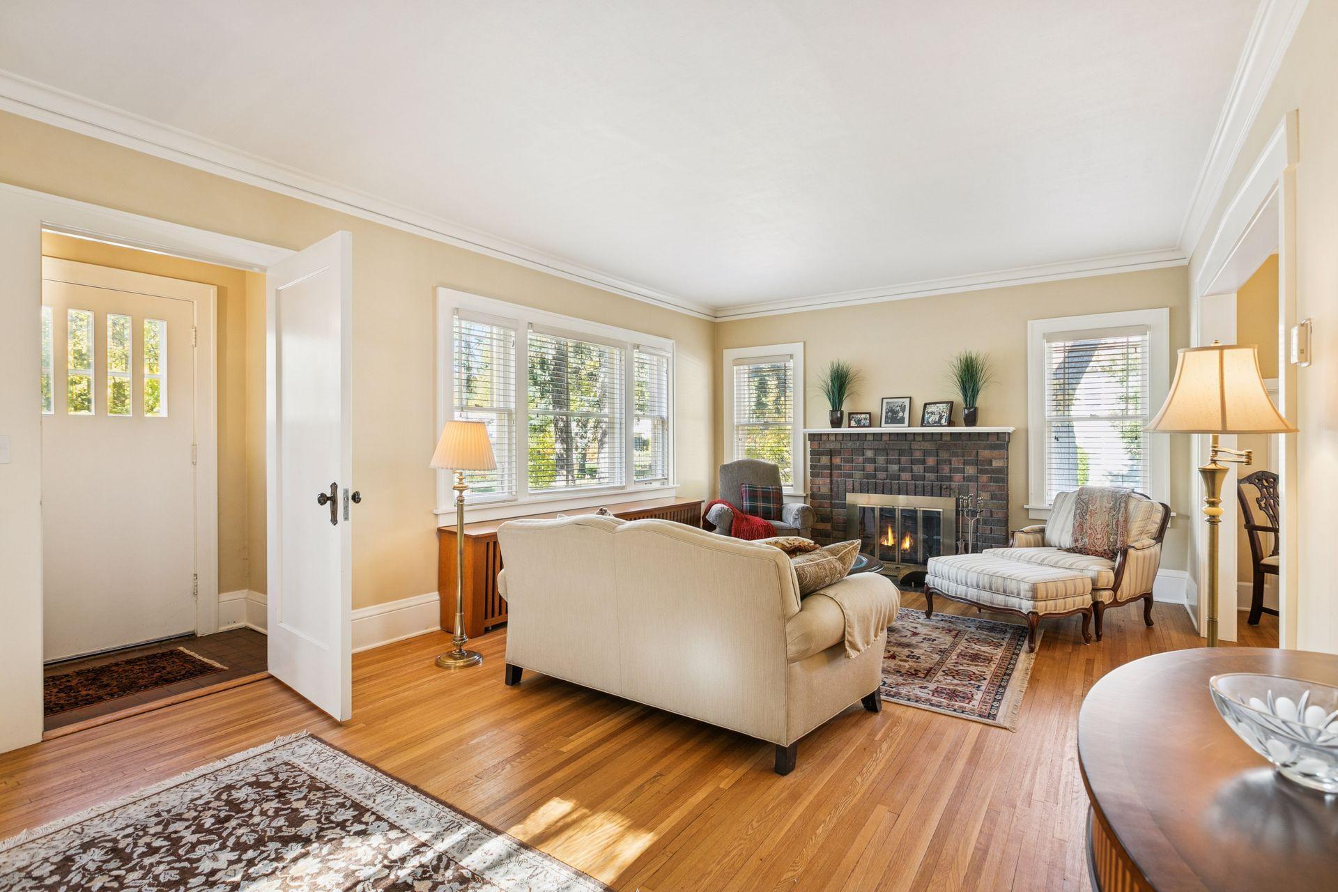 4201 Linden Hills Boulevard