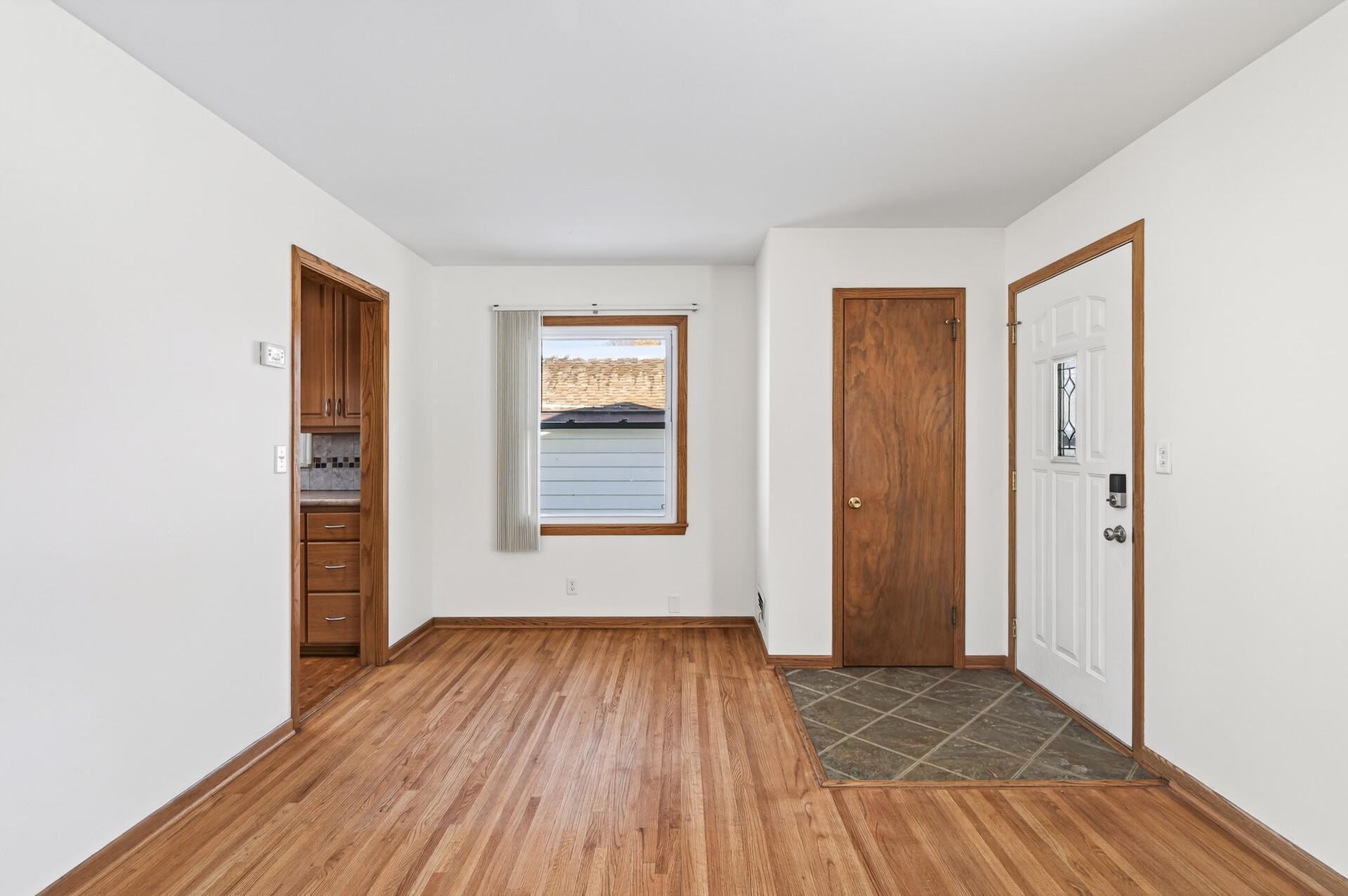 8624 Columbus Avenue S