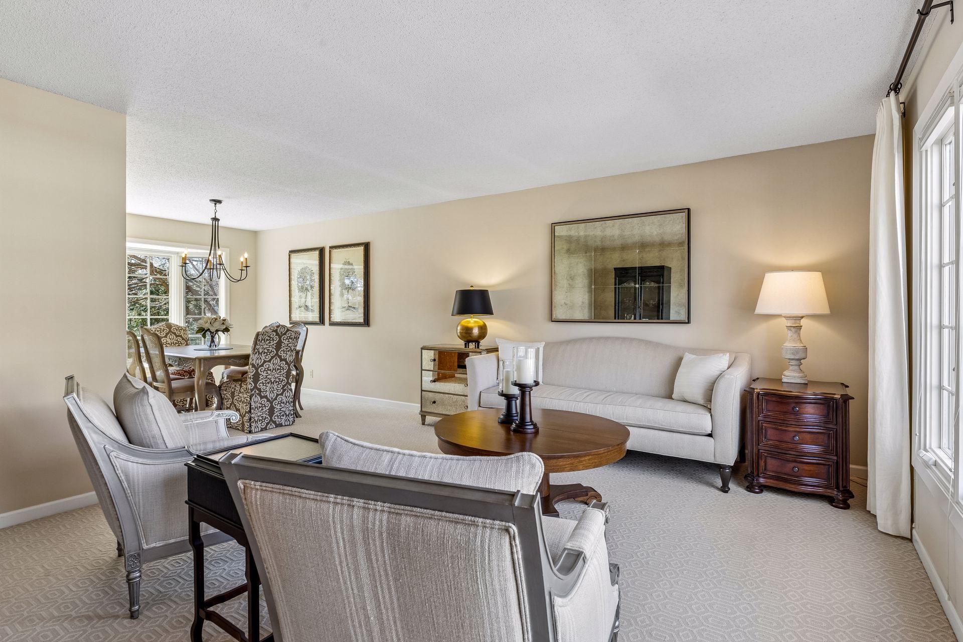 10027 Chowen Avenue S