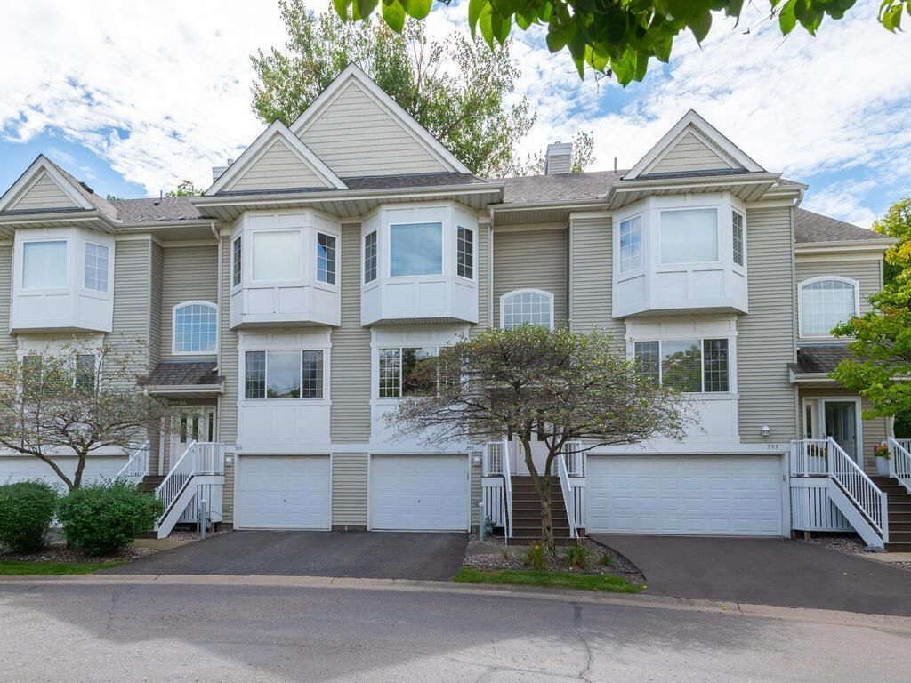 Photo of 791 Fairfield Circle, Minnetonka, MN 55305 (MLS # 7009371)