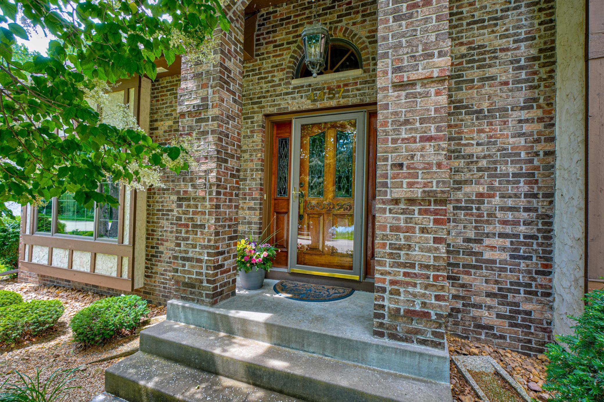 4457 Foothill Trail