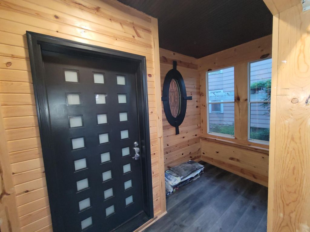 Photo of 1123 Edgerton Street, Saint Paul, MN 55130 (MLS # 7041735)