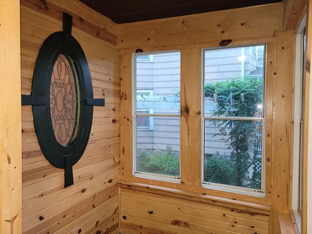 Photo of 1123 Edgerton Street, Saint Paul, MN 55130 (MLS # 7041735)