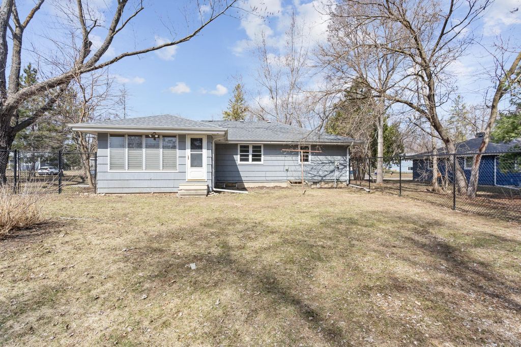 Photo of 4921 Mayview Road, Minnetonka, MN 55345 (MLS # 7042046)