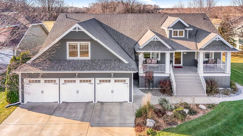 Photo of 1021 21st Avenue N, Sartell, MN 56377 (MLS # 6818083)
