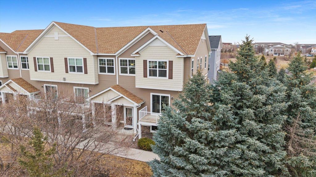 Photo of 9580 Madison Drive #4, Chanhassen, MN 55317 (MLS # 7035032)
